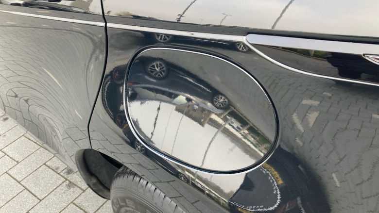 Land Rover Range Rover Evoque 1.5 P270e S 5dr Auto Hatchback